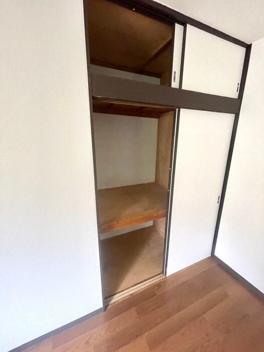 物件内観写真11　(収納)