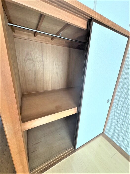 物件内観写真15　(収納)