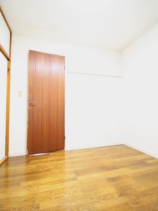 物件内観写真12　(居室)