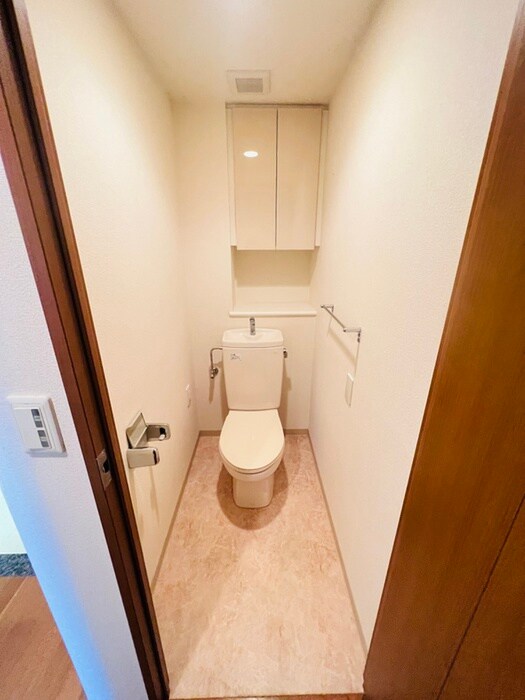 物件内観写真15　(トイレ)