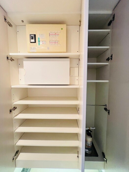 物件内観写真18　(靴箱)