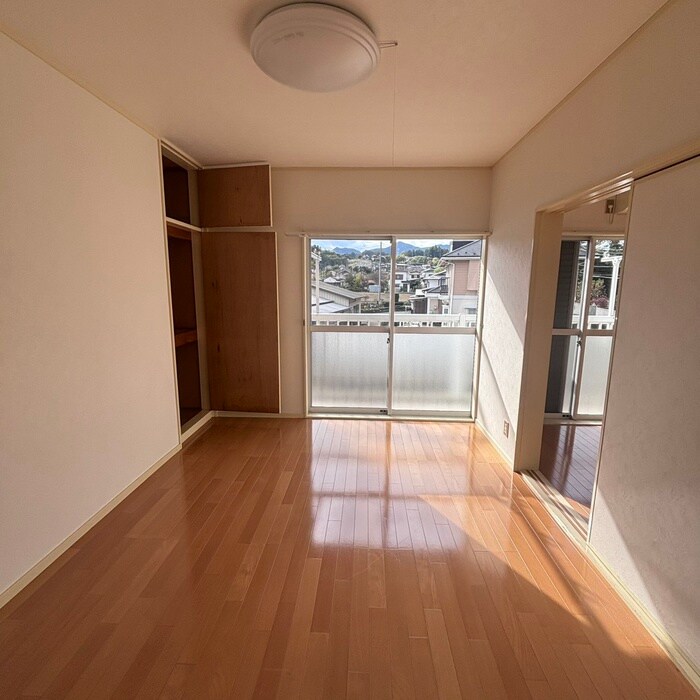 物件内観写真8　(居室)