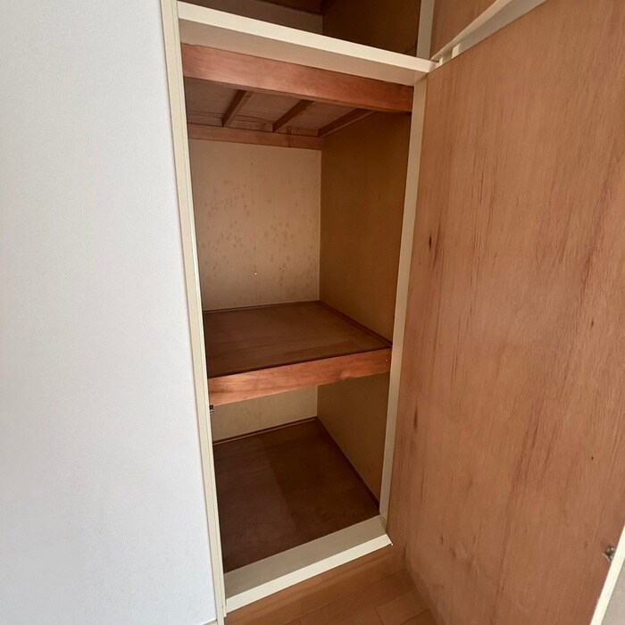 物件内観写真22　(収納)