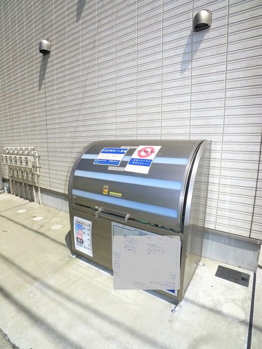 物件外観写真4　(建物設備)