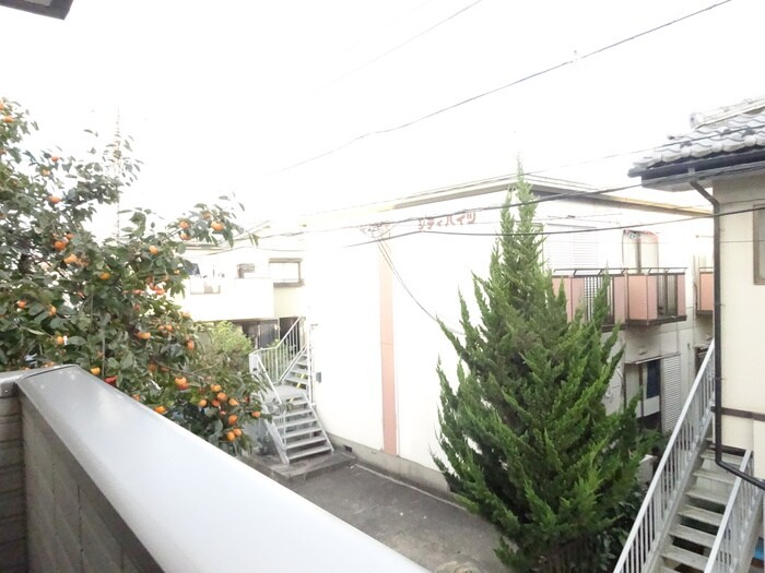 物件内観写真15　(室内からの展望)