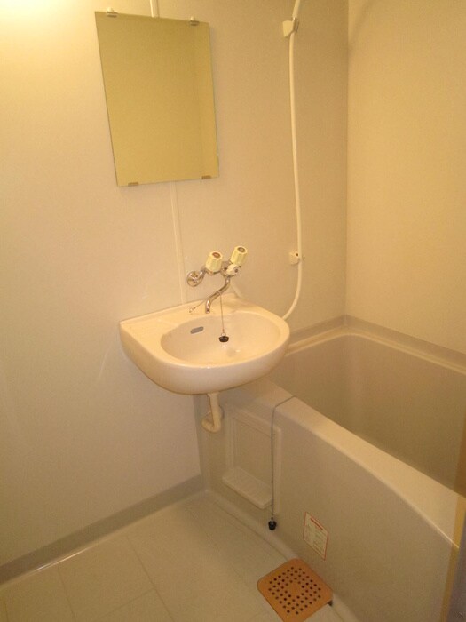 物件内観写真8　(バス／シャワールーム等)