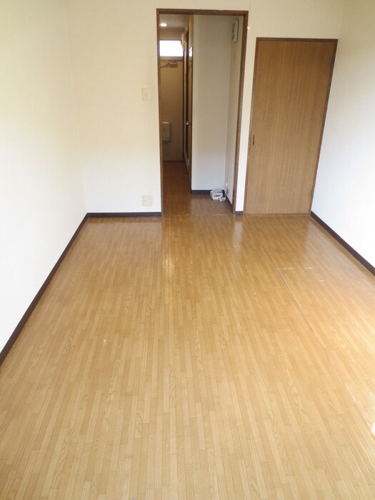 物件内観写真10　(居室)