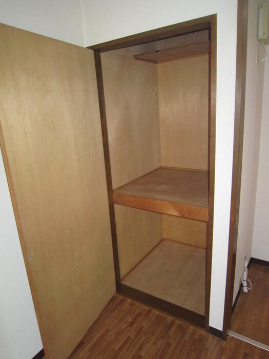 物件内観写真14　(収納)