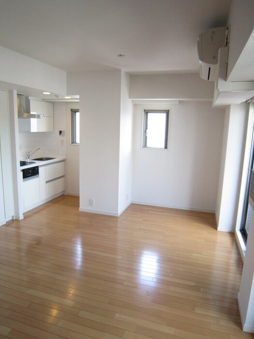 物件内観写真9　(居室)