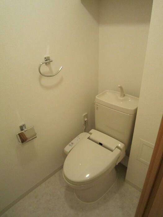 物件内観写真12　(トイレ)