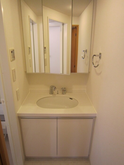 物件内観写真14　(洗面)