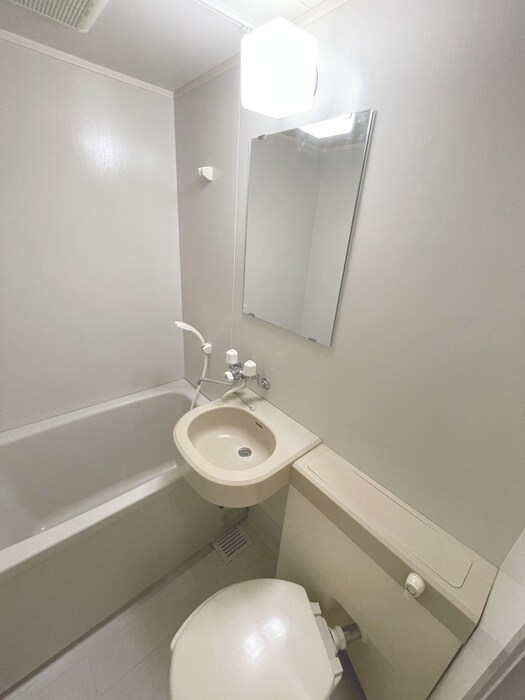 物件内観写真13　(バス／シャワールーム等)