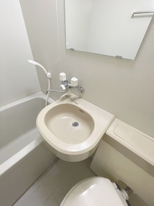 物件内観写真15　(洗面)