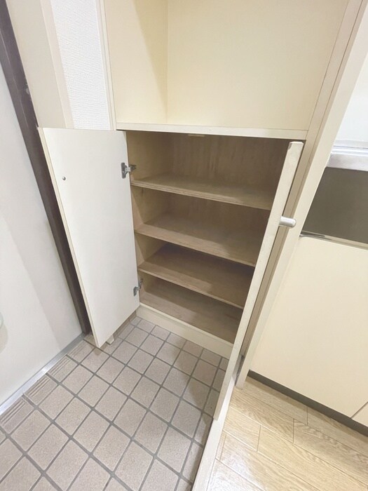 物件内観写真20　(靴箱)