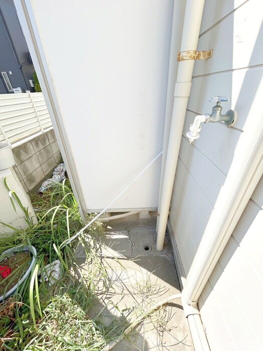 物件内観写真17　(洗濯機置場)