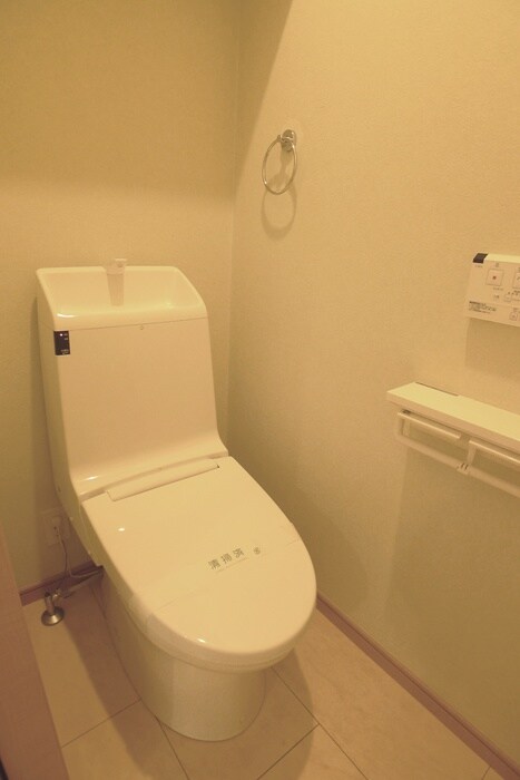 物件内観写真12　(トイレ)