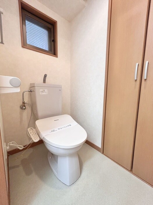 物件内観写真12　(トイレ)