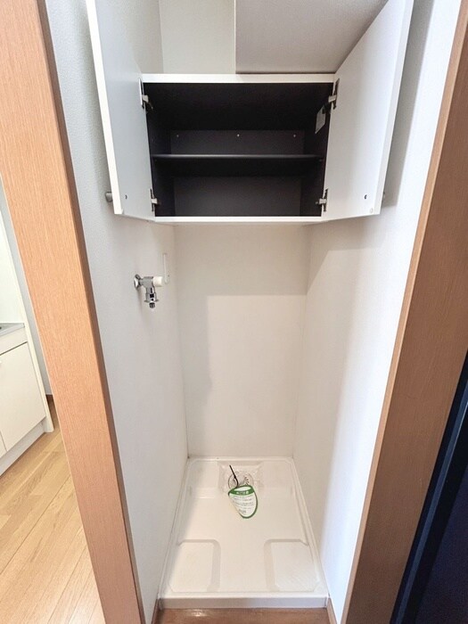 物件内観写真13　(洗濯機置場)