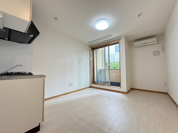 物件内観写真9　(居室)