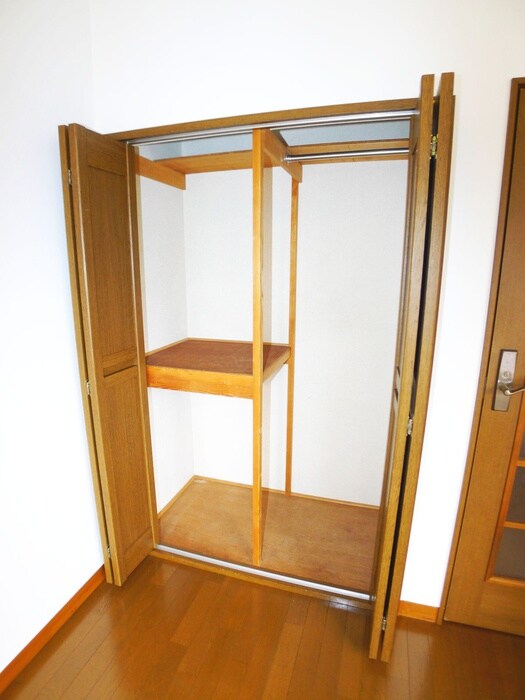 物件内観写真7　(収納)