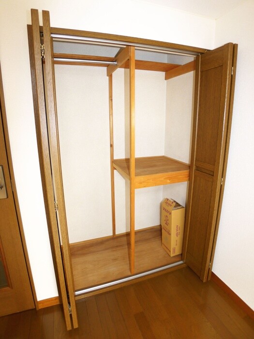 物件内観写真7　(収納)