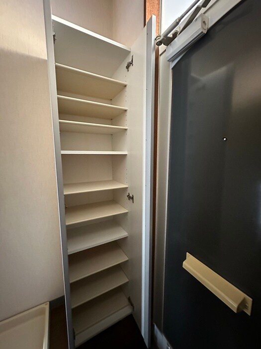 物件内観写真14　(靴箱)