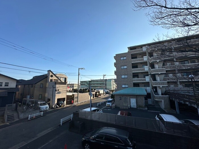 物件内観写真17　(室内からの展望)