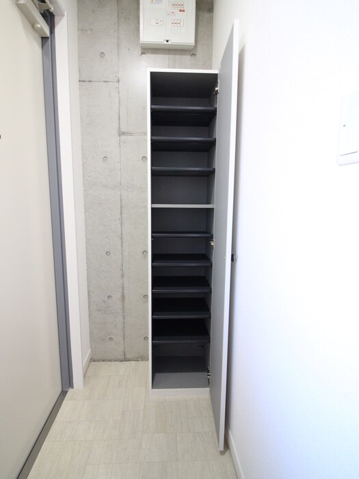 物件内観写真7　(靴箱)