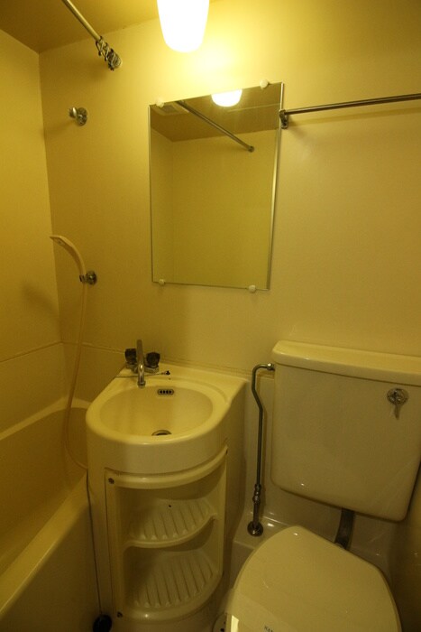 物件内観写真12　(洗面)