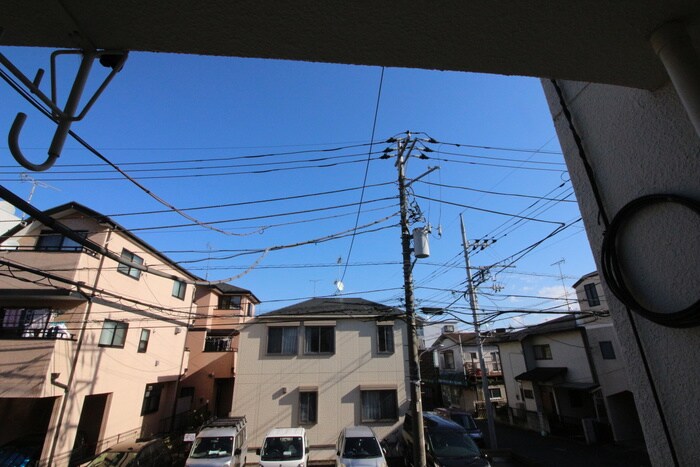 物件内観写真20　(室内からの展望)