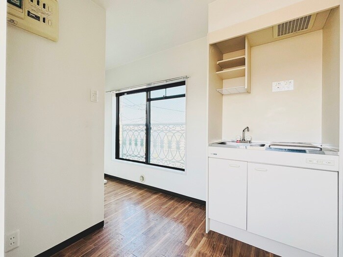 物件内観写真9　(廊下)