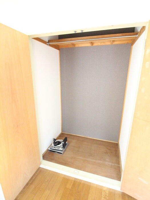 物件内観写真13　(収納)
