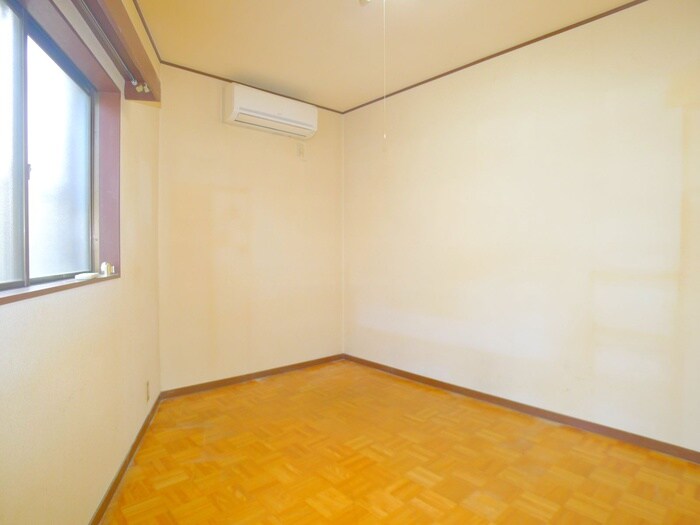 物件内観写真10　(居室)