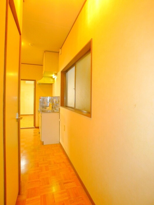 物件内観写真19　(廊下)