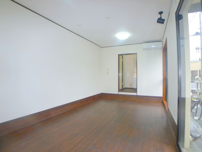 物件内観写真21　(居室)