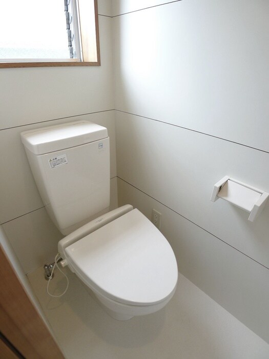 物件内観写真13　(トイレ)