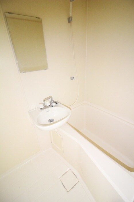 物件内観写真9　(バス／シャワールーム等)