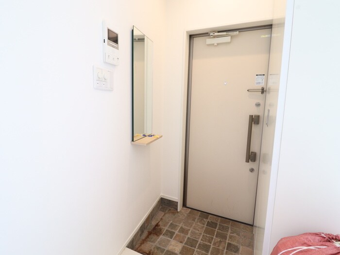 シーズガレリア南青山の玄関