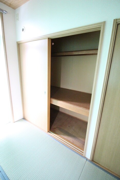 物件内観写真11　(収納)