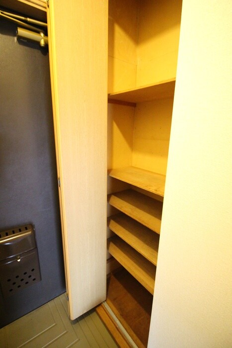 物件内観写真18　(靴箱)