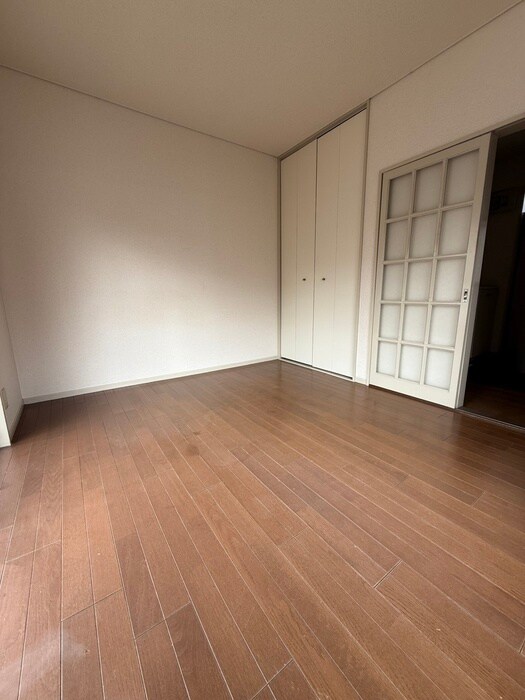 物件内観写真16　(居室)