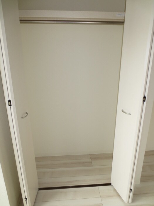 物件内観写真11　(収納)