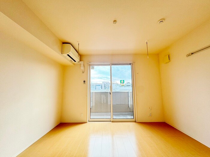 物件内観写真6　(居室)