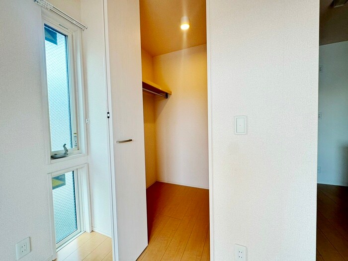 物件内観写真13　(収納)