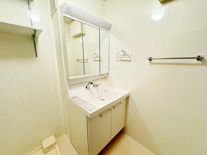 物件内観写真17　(洗面)