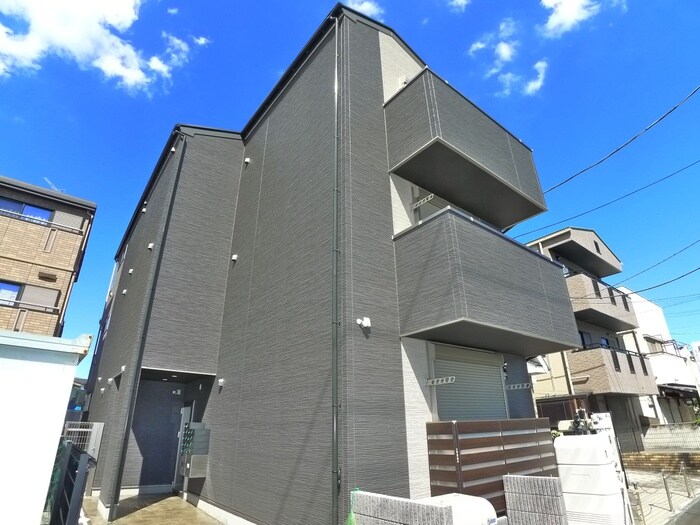 物件外観写真1　(外観写真)