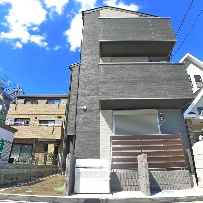 物件外観写真2　(外観写真)