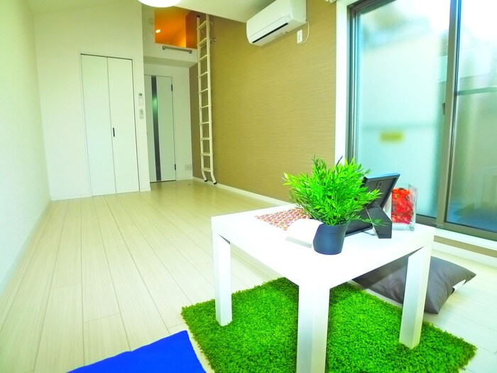 物件内観写真7　(居室)