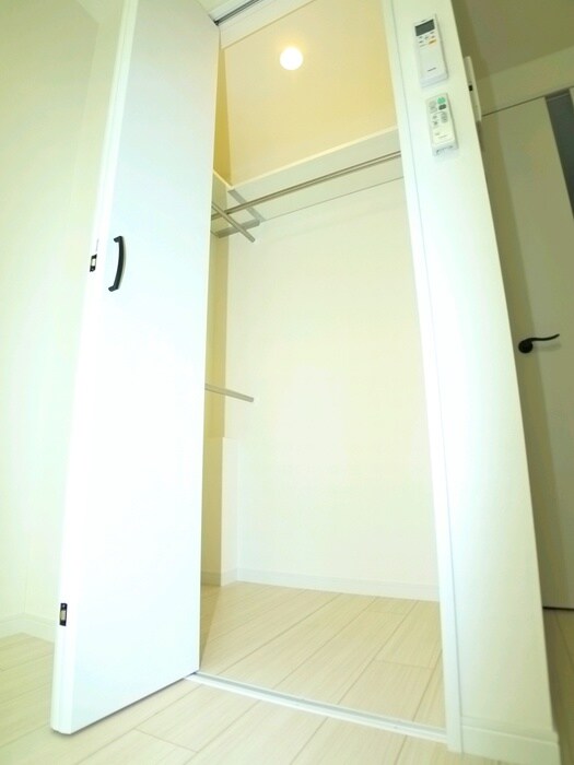 物件内観写真11　(収納)