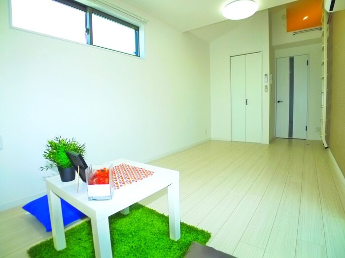 物件内観写真13　(居室)